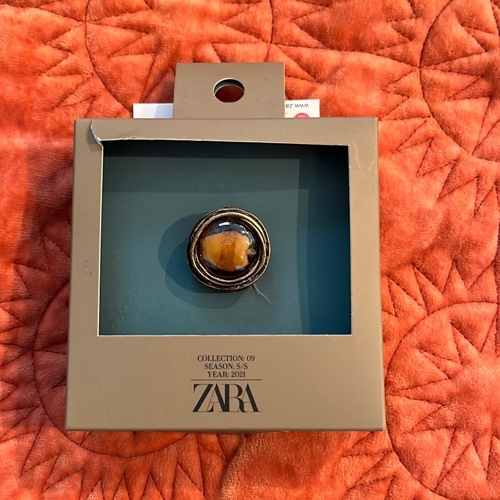 ZARA Limited Edition Pear Glass and Brass Ring (SIZE SMALL)